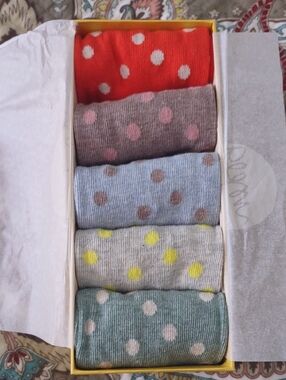 New in Box Set Of 5 Boden Crew Socks Polka Dots
